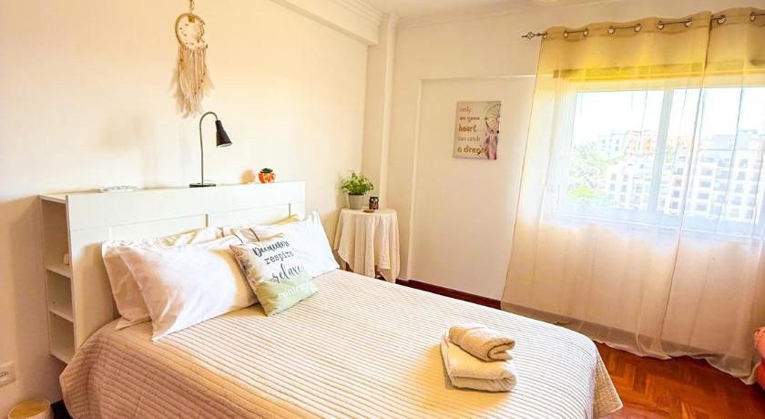 Superhost Stay Garden View Double Room near Lisbon and Beaches