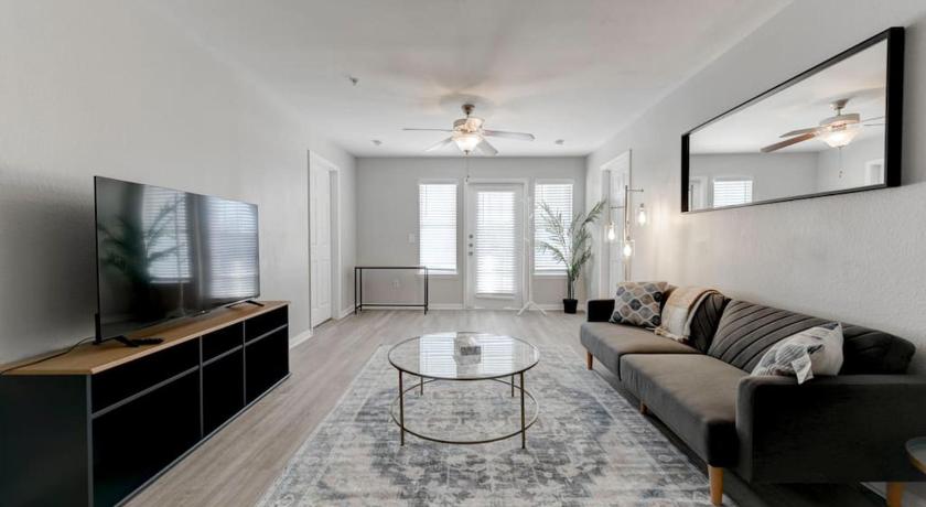 오스틴 (TX) Spacious apartment w pool hot tub & pet-friendly 4성급 숙소 로비