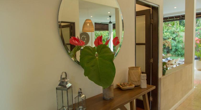 Villa Eight - image 48