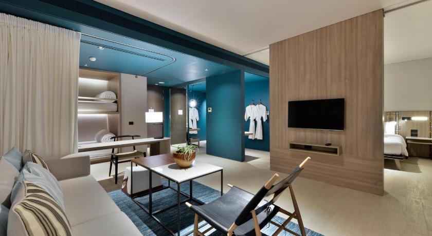 รูปของพูล สวีท (Pool Suite) 0