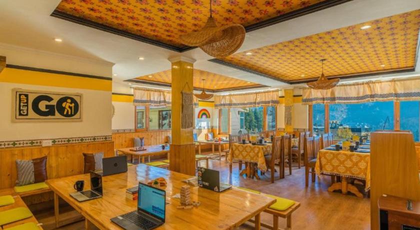 Hotel Manu Palace – Manali, PA