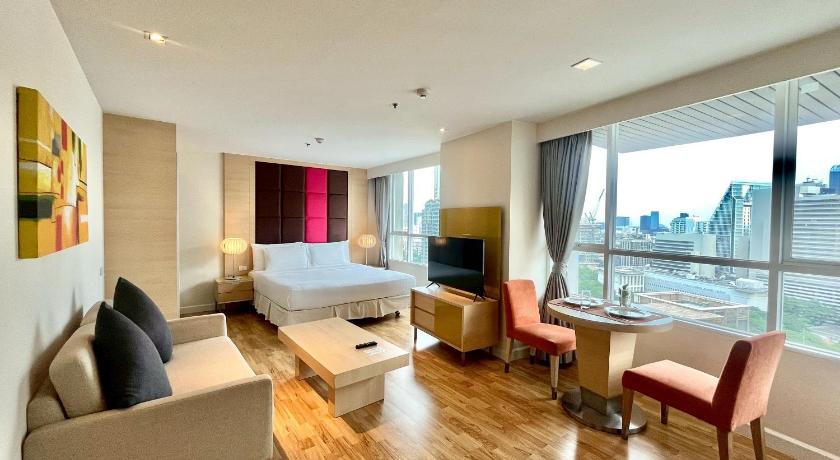 Urbana Langsuan Hotel - image 12