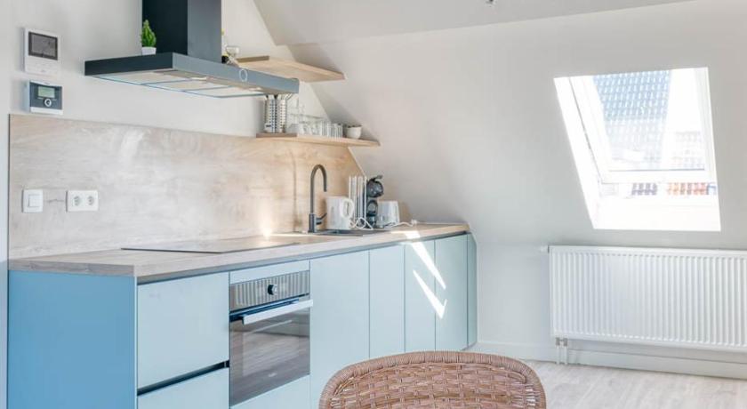 Bright Duplex Apartment close to the Beach