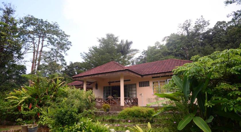 Image of Three-Bedroom Bungalow 1