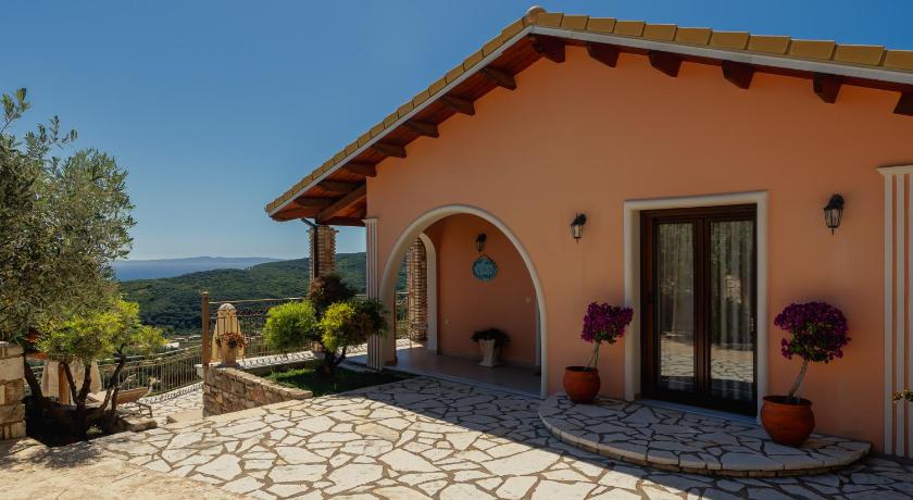 Image of Three-Bedroom Villa 14