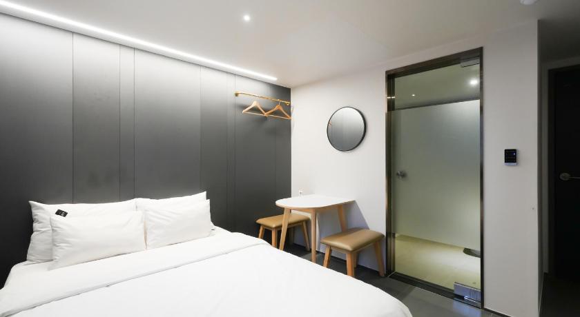 ソウル Yeongdeungpo HOTEL HOME #6Free OTTs #SmartTV #WIFI 2つ星 ゲストハウス 外観