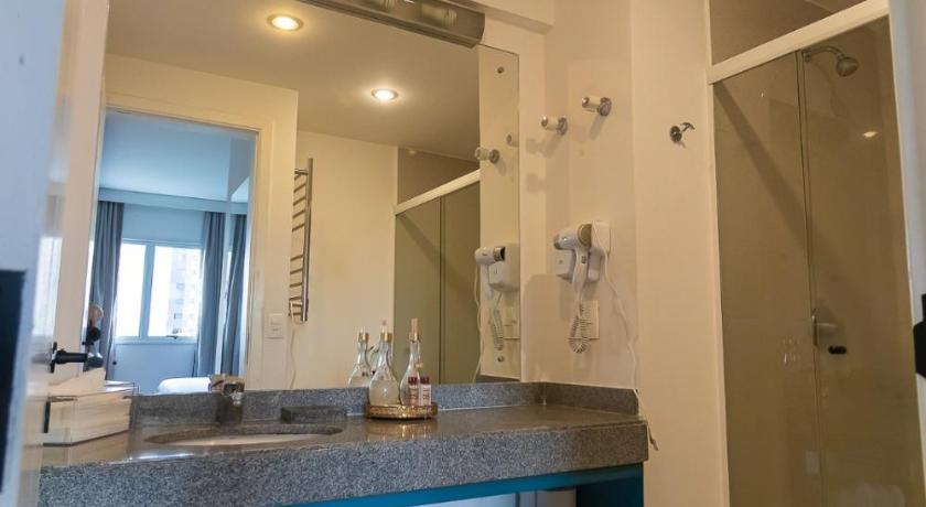 Image of One-bedroom Loft Apartment 2