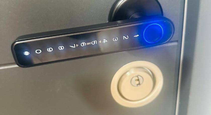 티미쇼아라 Mok Residence 1 4성급 싱글룸 수영장