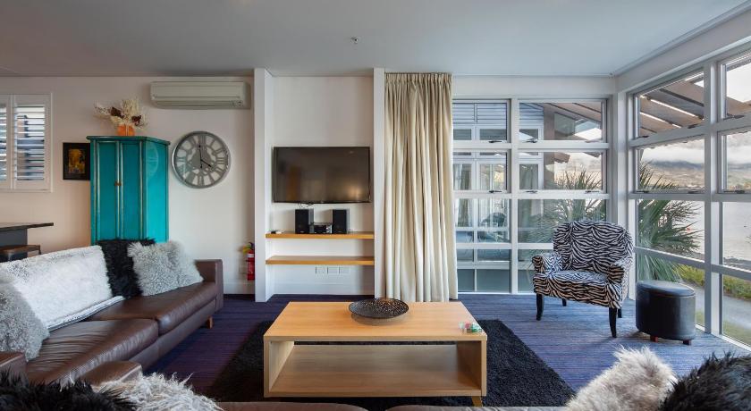 Image of Two Bedroom Apartment 9