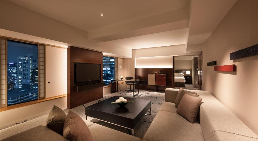 Tokyo Hilton Tokyo 5-Star Hotel suite