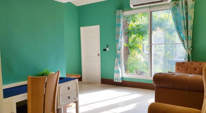 Image of Two-Bedroom Bungalow 2