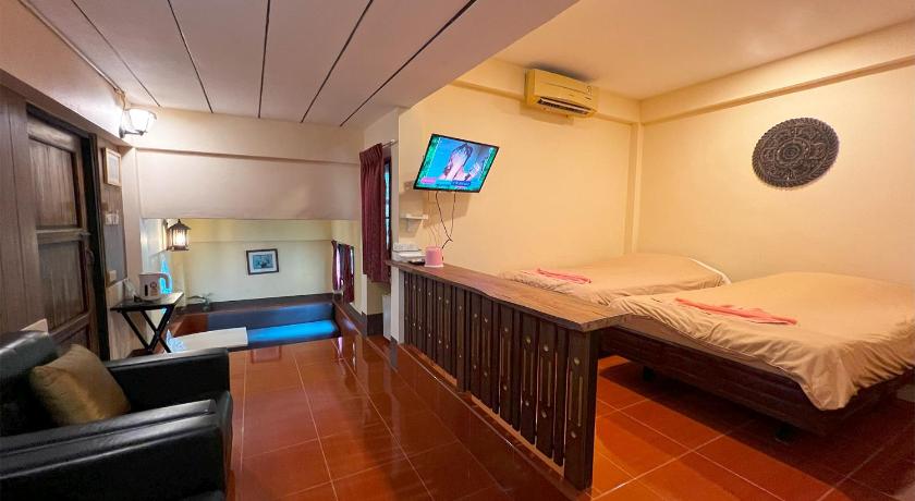 Image of Family Room 3
