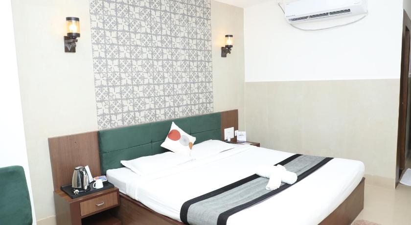 The Blue Lagoon Hotel Premium