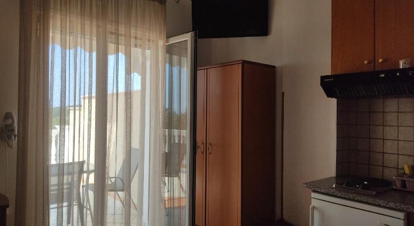 Image of Studio with Sea View (3 Adults) - First Floor 5