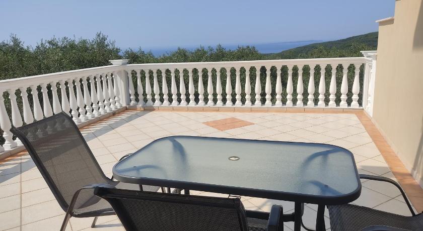 Image of Studio with Sea View (3 Adults) - First Floor 1