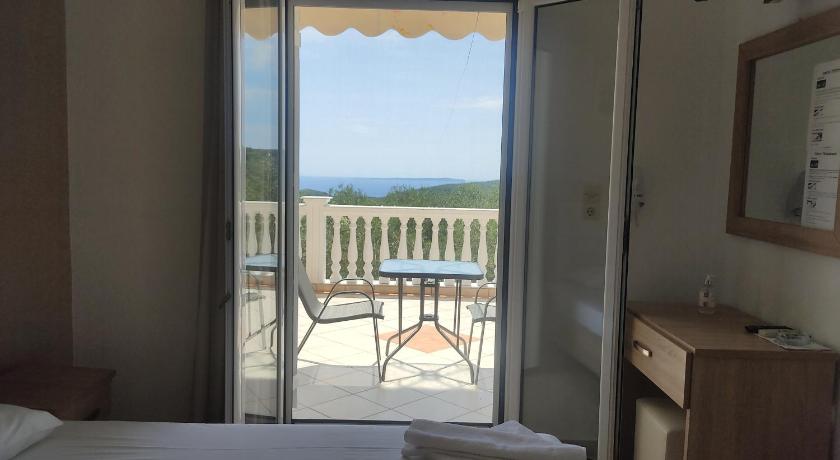 Image of Double Room with Sea View -First Floor 0