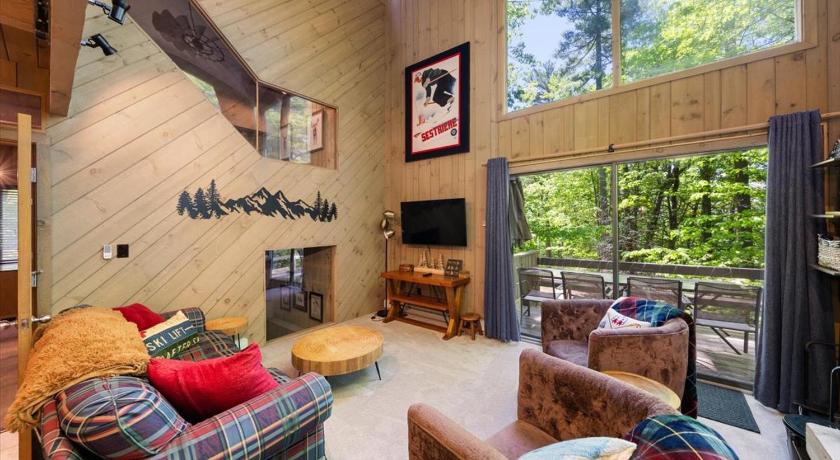 노스 콘웨이 (NH) North Conway Ski Townhouse Near White Mountains 2성급 숙소 스위트룸