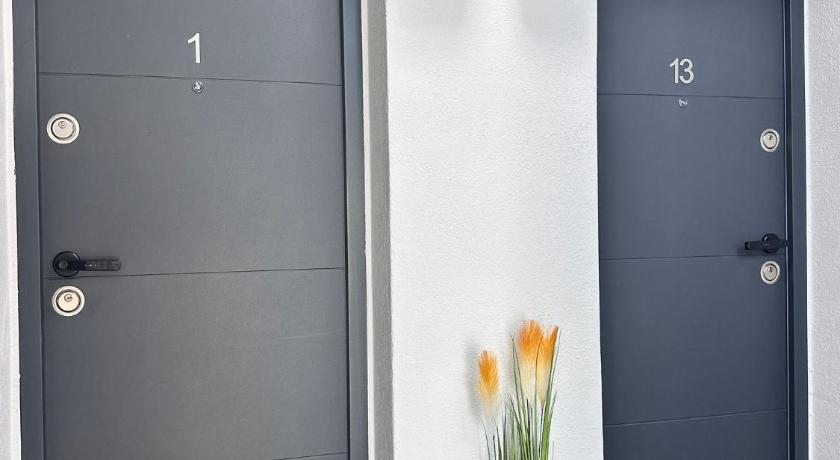 티미쇼아라 Mok Residence 1 4성급 싱글룸 외관