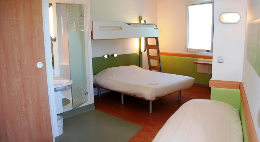 Image of Accessible Room With A Double Bed 5