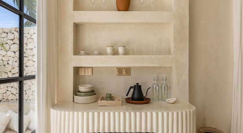 발리 Luxe & Unique honeymoon Bocami Suites- 1 by OriVista 4성급 호텔 로비