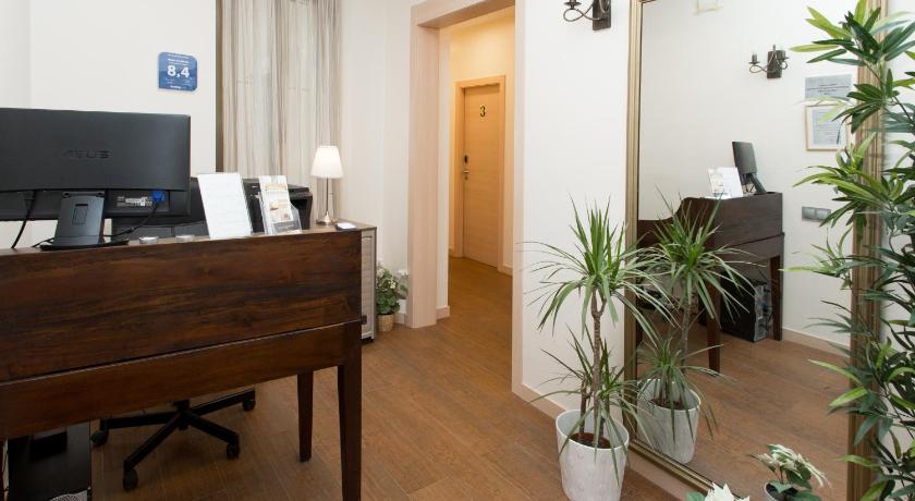 Hostal Excellence photo