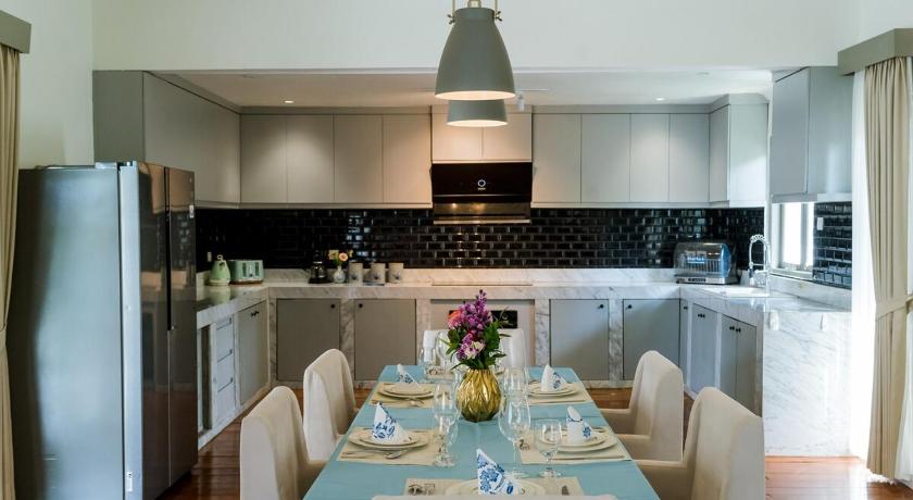 발리 빌라 그리스 사누르 (Villa Gris Sanur) 3성급 호텔 스위트룸