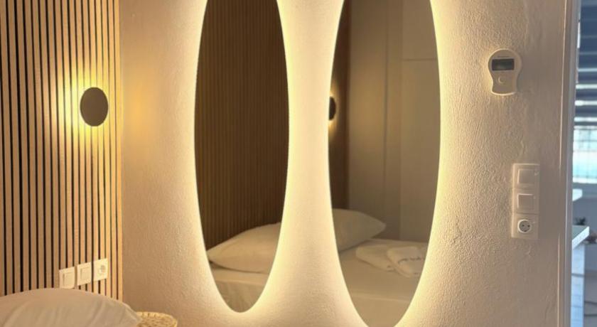 The Luxe Spot