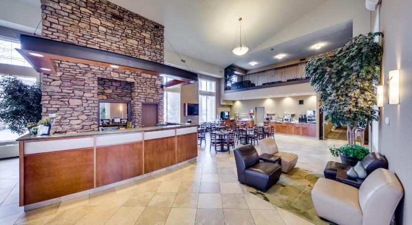 Heritage Inn & Suites - Brooks photo