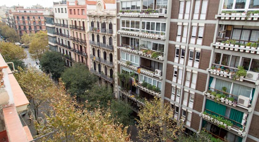 Autentic Eixample Barcelona photo
