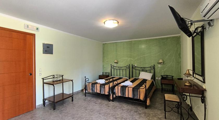 Image of Double or Twin Room with Side Sea View 5