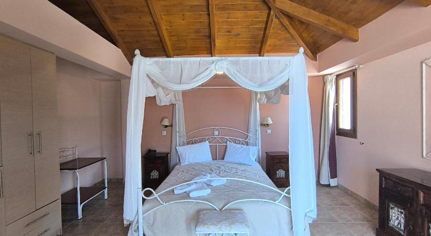 Image of Deluxe Double Room 0