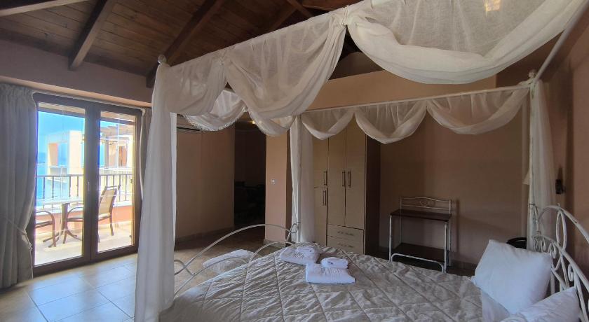 Image of Deluxe Double Room 7