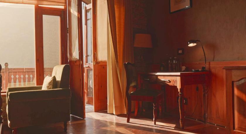 Image of Royal  Double Room 12