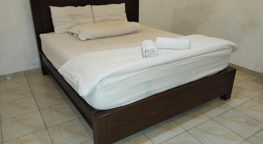 Tampilan Green Doorz Hotel