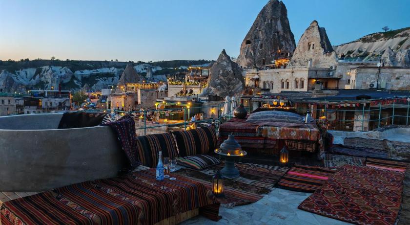 Sultan Cave Suites - image 2
