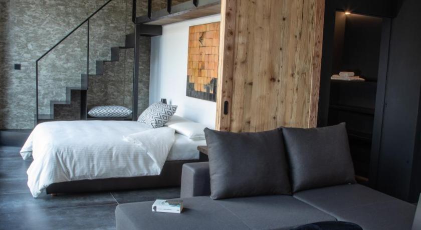 Porta Bormina Loft&Suites