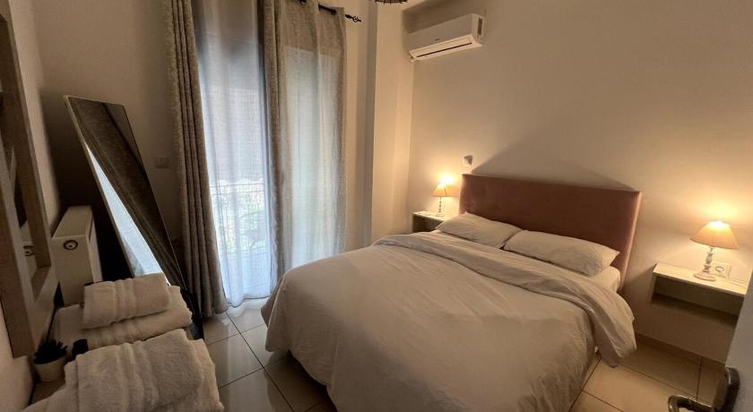 4 seasons apartment 102 eco