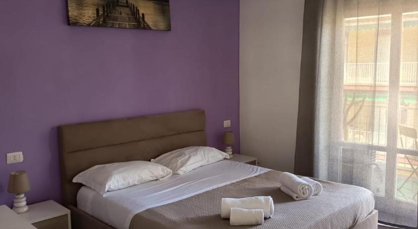 索伦托 A I R Sorrento House 2 3星级 酒店 泳池