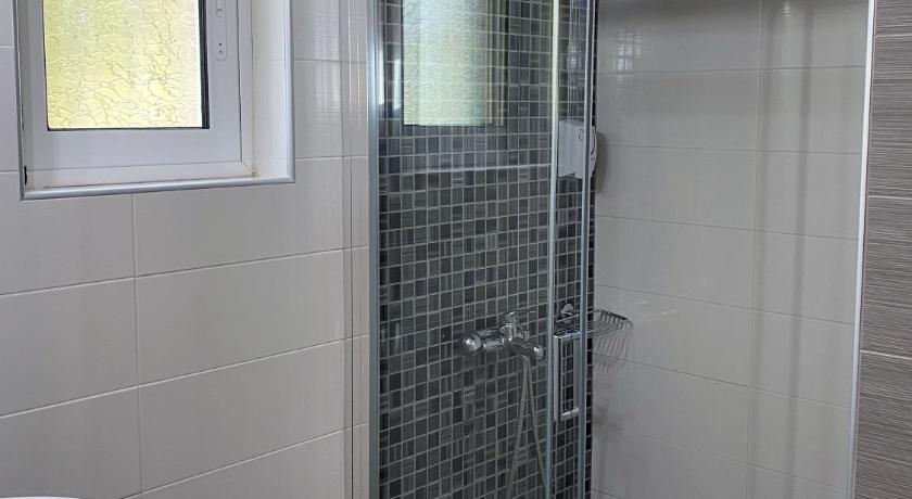 Image of Apartment with Sea View 2
