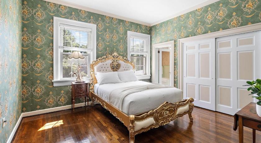 斯帕坦堡 (SC) WestWind Estate 5星级 住宿 套房