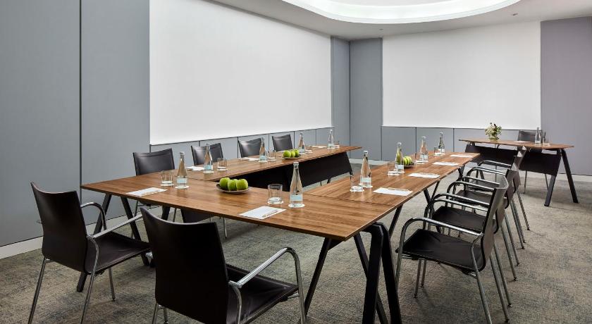 里斯本 NH Campo Grande 4星级 酒店 外观