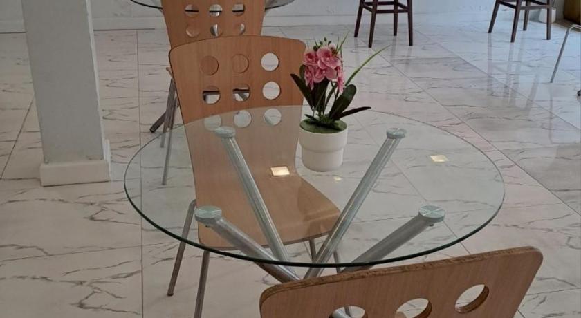 バンコク Nantra Ploenchit Hotel 3つ星 ホテル プール