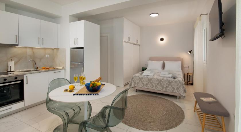 OIKEIA Apartments by All About Paxos