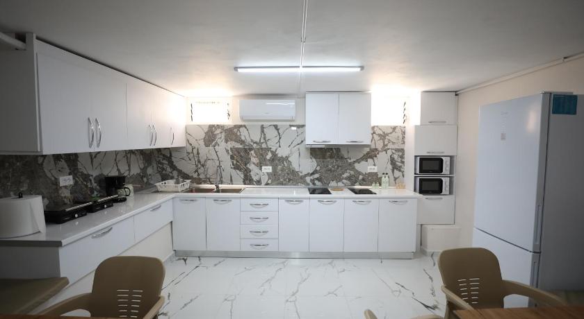 Urban Stay Hostel - image 4