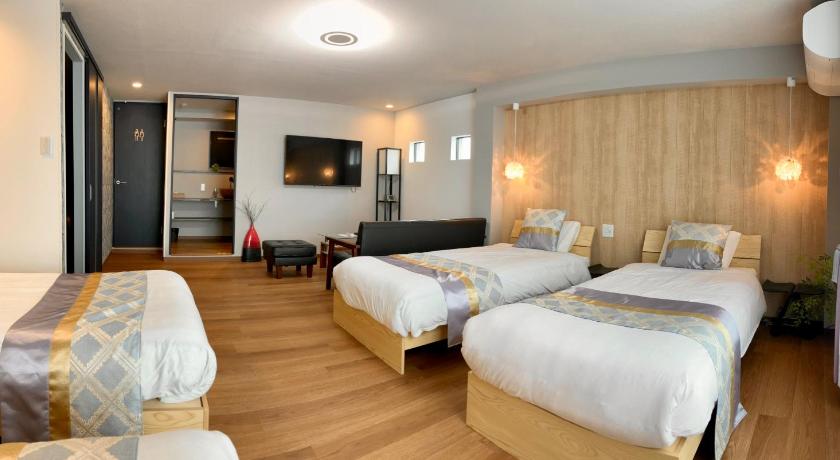 大阪 Penthouse 4つ星 宿泊施設 スイート