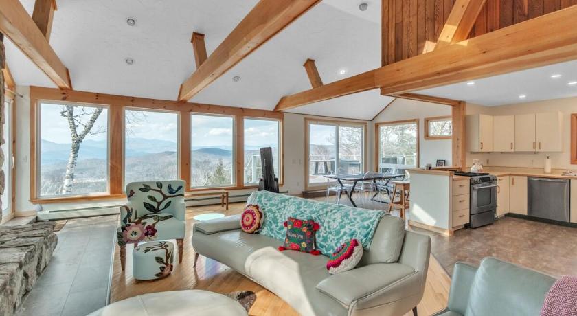 손턴 (NH) Campton Mountain Ski Retreat for Year-Round Fun -Best view and Best Price Guarantee 2성급 숙소 객실