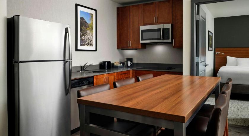Image of Two-Bedroom Suite 5