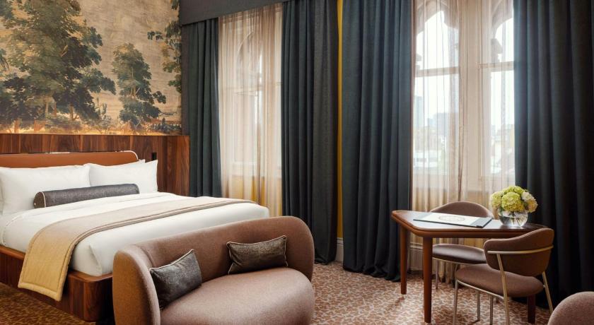 Image of Grand Junior Suite, Larger Suite, 1 King 3