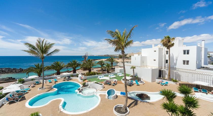 Neptuno Suites - Adults Only