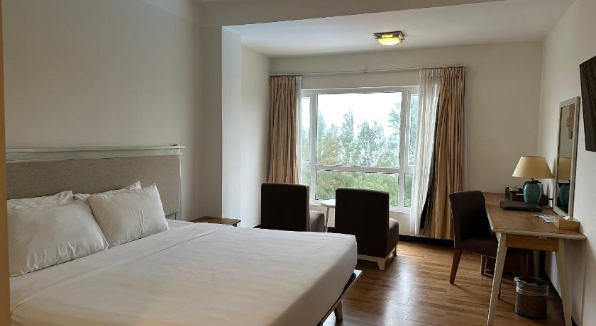 Image of Superior Garden View - Twin 5